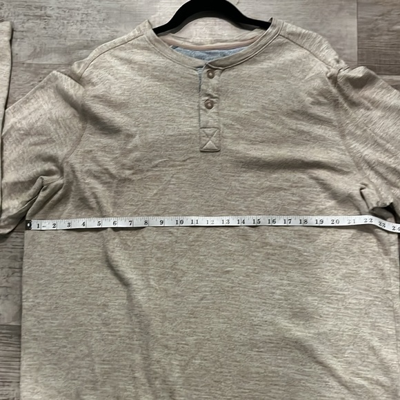 Mens XL Northface long sleeve shirt Tan - Picture 3 of 6